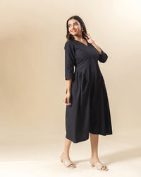 Noir Chill Midi Dress